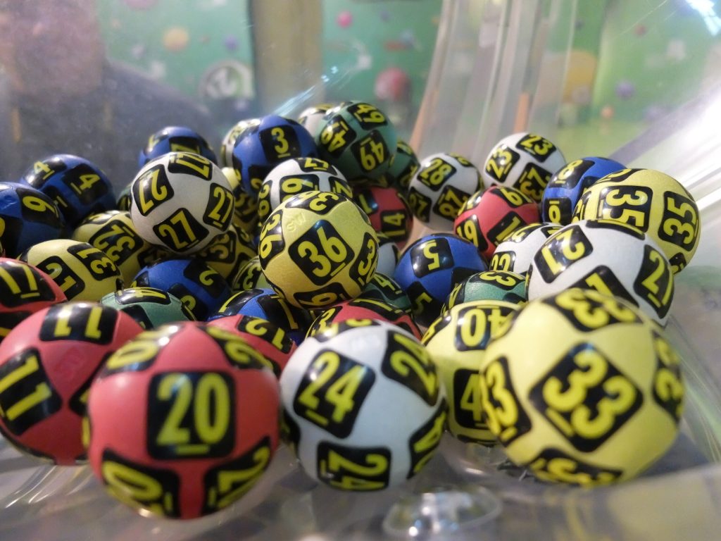 Loto 6/49: Ce numere au adus norocul românilor pe 19 aprilie 2026?
