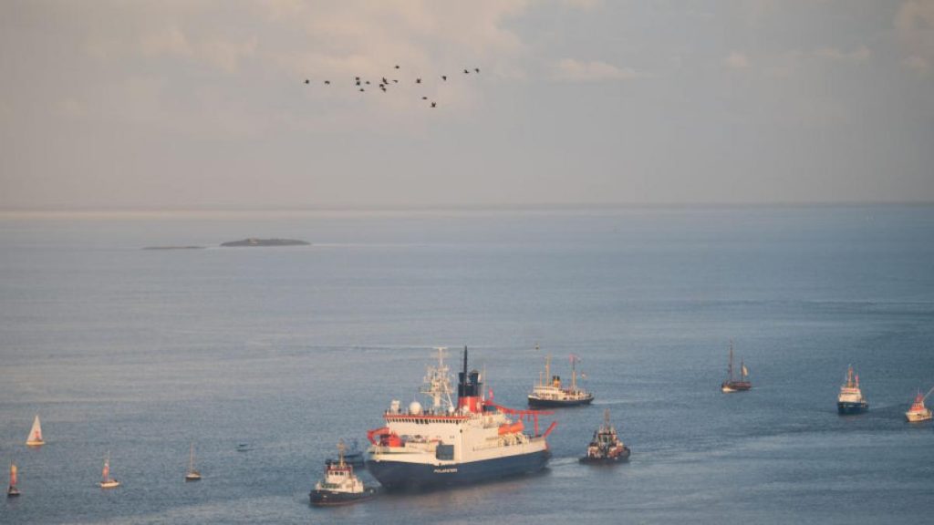 Insulă misterioasă, ascunsă pe hărți, descoperită de un spărgător de gheață