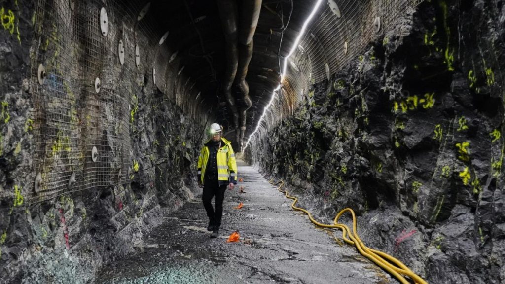 O stâncă veche de 1,9 miliarde de ani din FINLANDA va găzdui primul depozit permanent de deșeuri nucleare din lume