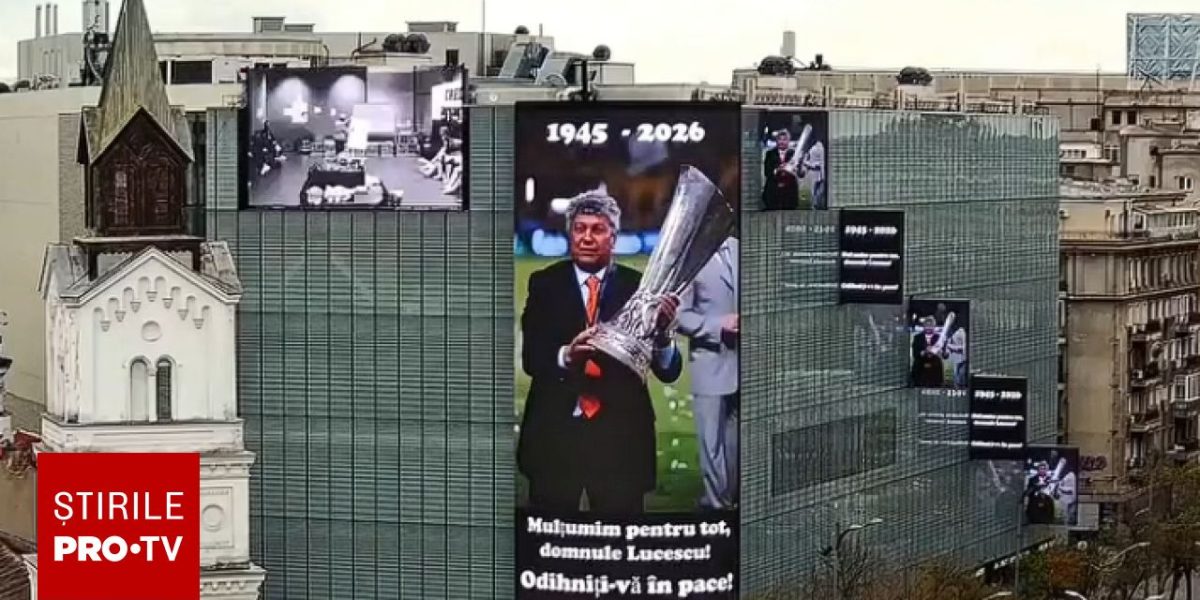 Lucescu, omagiat la București: De la Kilometrul 0 al României, spre fotbalul mare