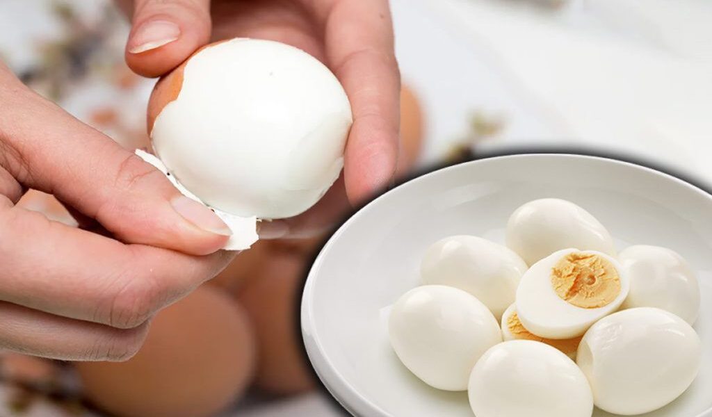 Atenție, români: Ce culoare a albușului te avertizează de pericol