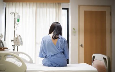 Recuperare postoperatorie: Mersul rapid poate scurta spitalizarea în România