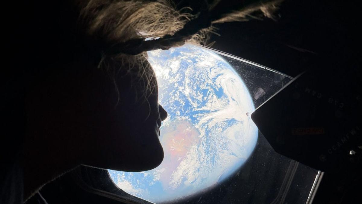 Artemis 2 se întoarce pe Pământ: Record mondial de viteză pentru astronauți!