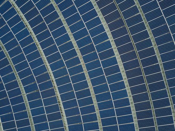 China: Boom-ul fotovoltaic nu scapă de supracapacități, avertizează producătorii