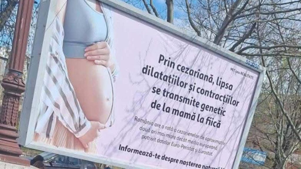 Panourile anti-cezariană în București: Colegiul Medicilor, reacție dură