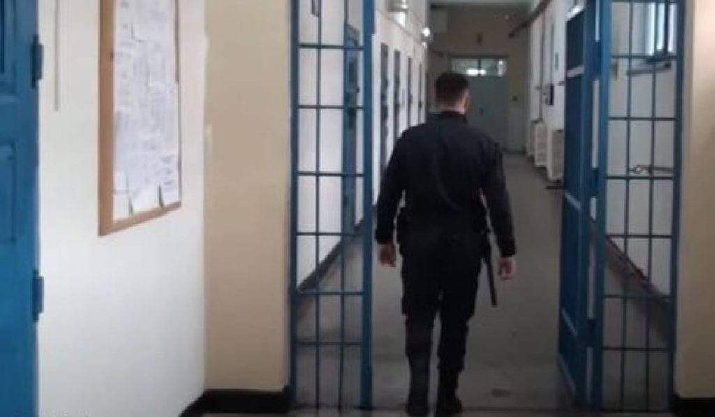 Drob și cozonac în meniu: Gustul tradițional cucerește din nou