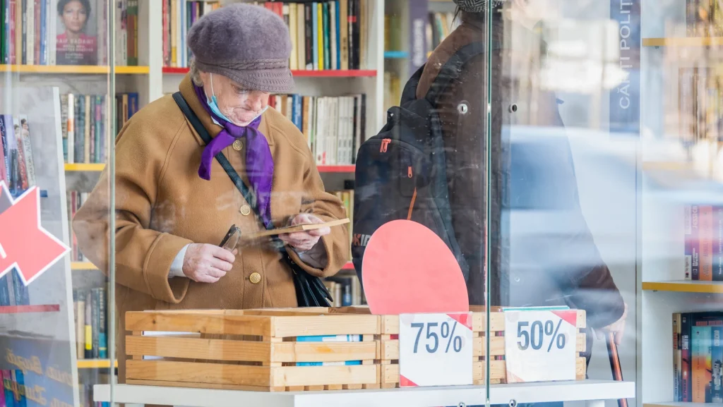 Pensii în România, pe butuci: Experții trag semnalul de alarmă