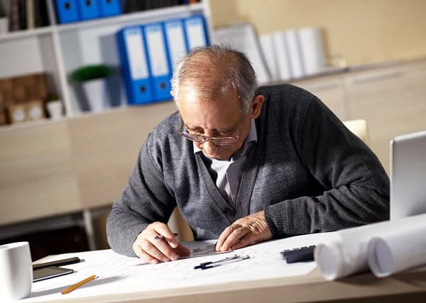 Germania: Numărul seniorilor la muncă a explodat cu 46% în 5 ani