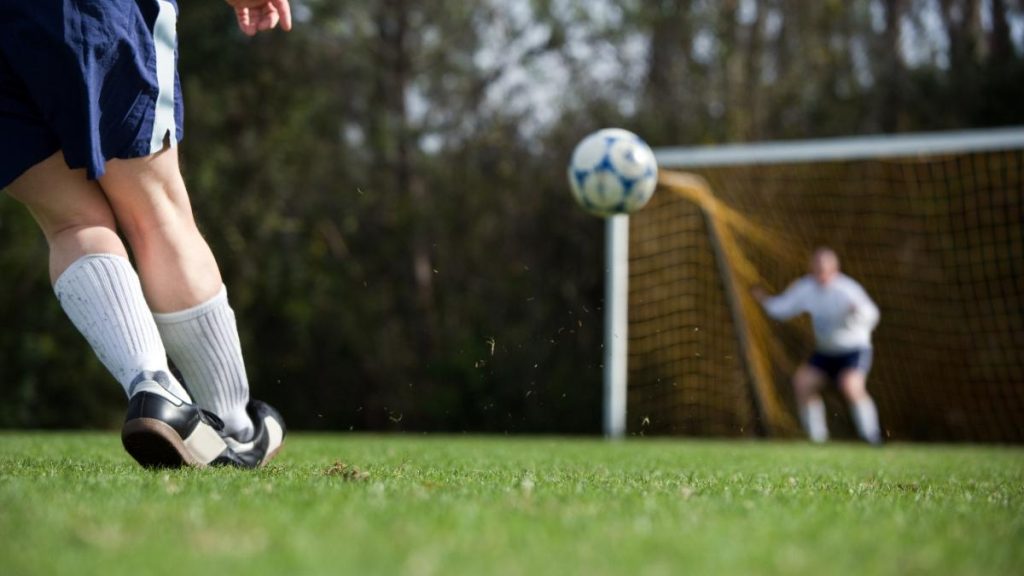 Juniorii de la o echipă de fotbal, internați cu toxiinfecție alimentară