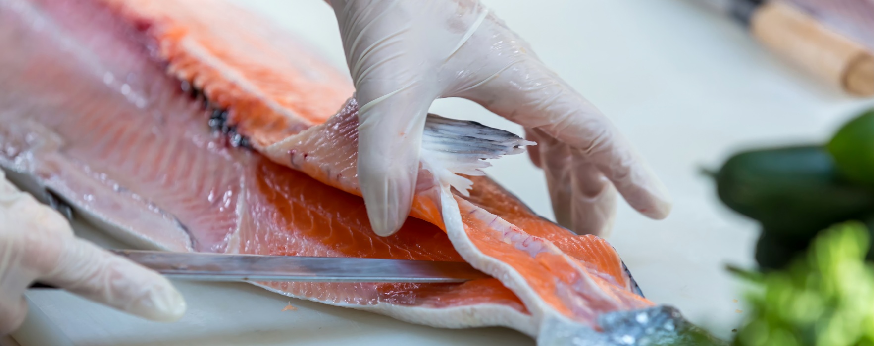 Pericol de Paște, peștele toxic cu peste 70 de paraziți pe tavă