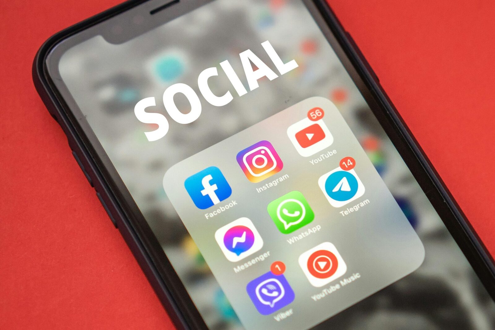 Meta, în vizorul Comisiei Europene: Rivalii AI, acces restricționat la WhatsApp