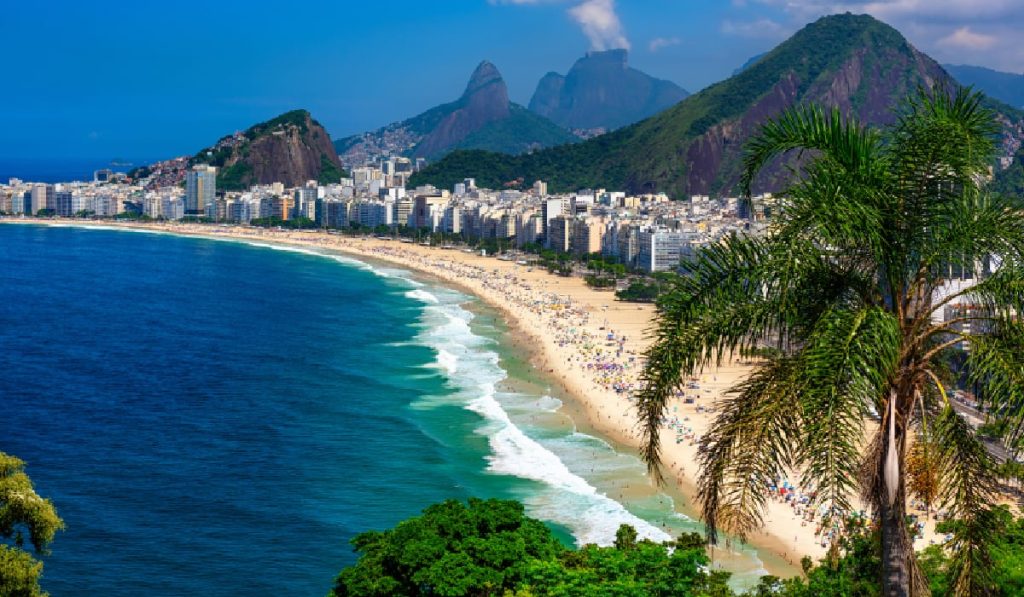 Un turist a plătit 1.700 euro pentru un kebab la Copacabana: țeapă de proporții