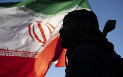 Iranul propune un plan de pace în 10 puncte Statelor Unite, cu condiții considerate controversate, inclusiv controlul asupra Strâmtorii Ormuz, conform informațiilor apărute în presa internațională