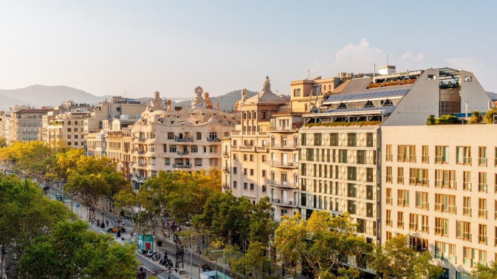 Prețuri explozive la locuințe în Europa: unde se scumpesc cel mai tare, România în pluton