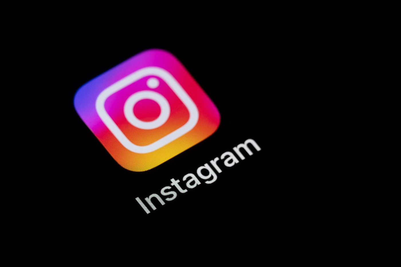 Meta testează în prezent un abonament plătit pentru Instagram, denumit „Instagram Plus”, funcție dezvoltată pentru a oferi utilizatorilor o experiență premium