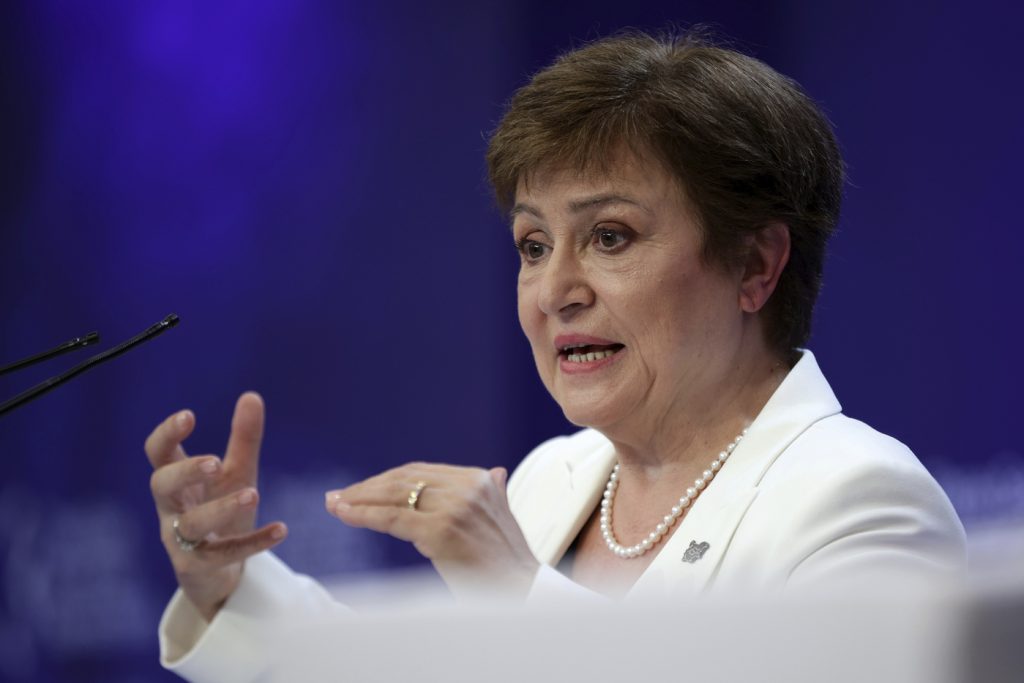 FMI: România, sub lupa. Ce spune despre finanțele globale și locale în 7 puncte