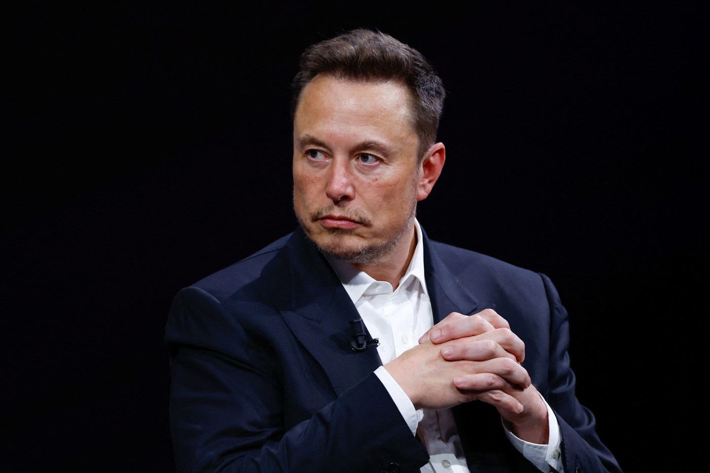 Elon Musk, atac în justiție la Sam Altman, șeful OpenAI: Vrea să-l dea afară!