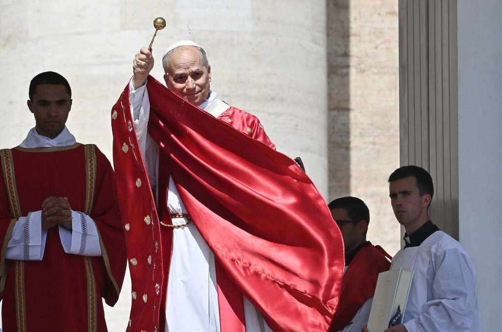 Trump, atac la Papa Francisc: „E groaznic în politică”, fratele său, MAGA