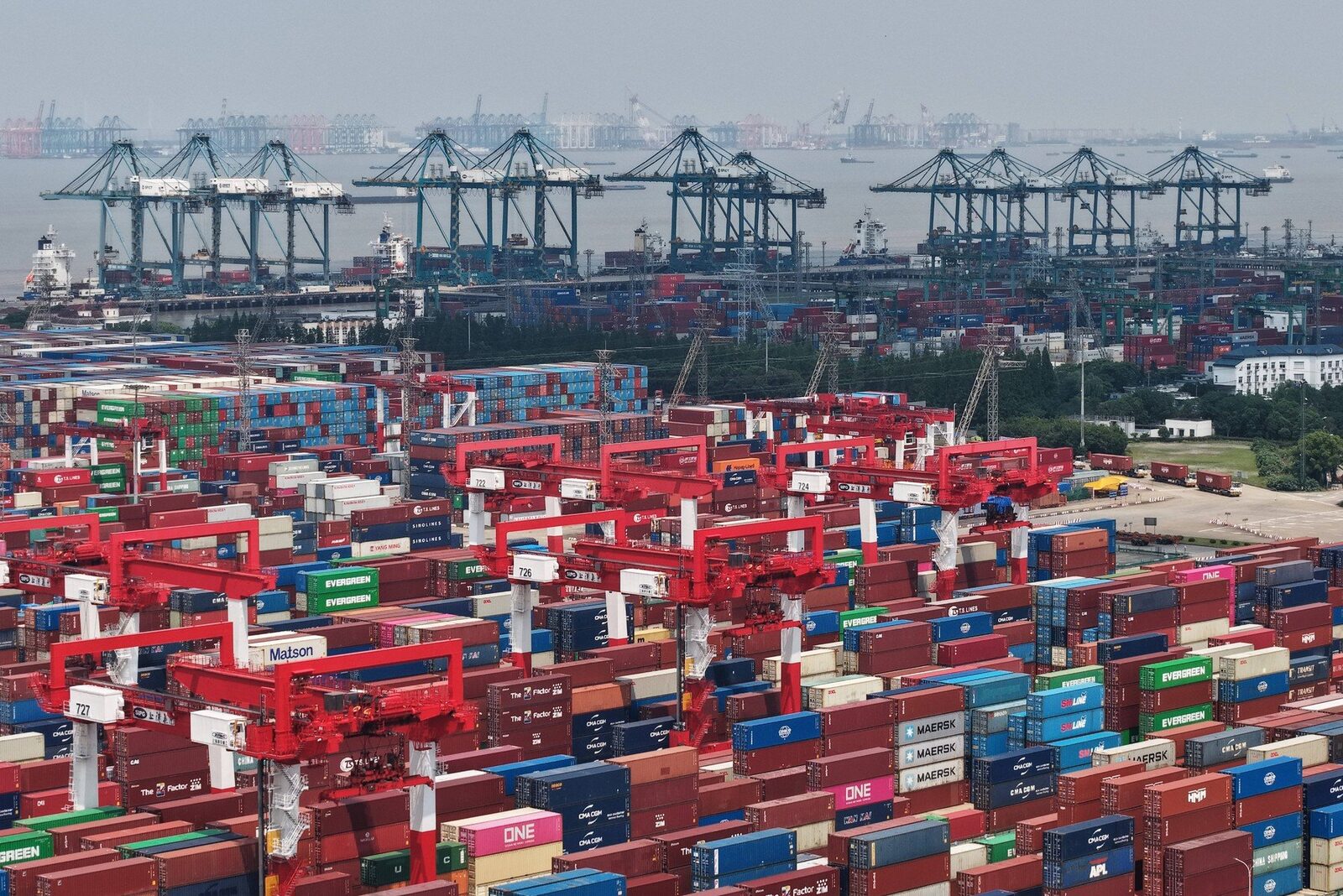 China, frână de urgență pentru exporturi: Ce se întâmplă cu economia?