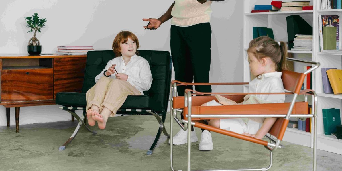 Psihoterapia salvează copii: Intervenție timpurie și prevenție emoțională