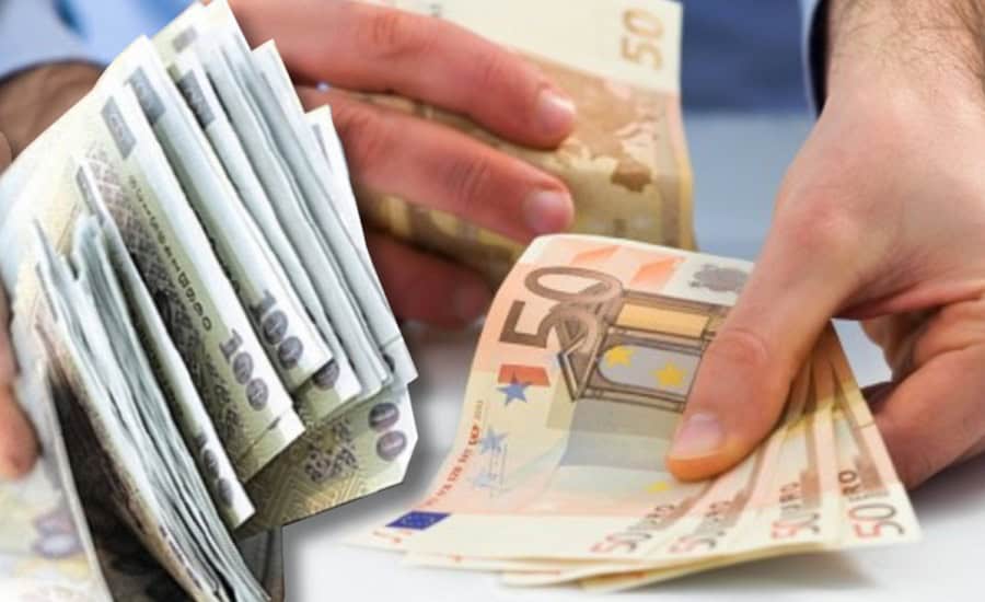 Eroziune: Străinii au trimis peste 2 mld. € din România, românii cresc remiterile modest