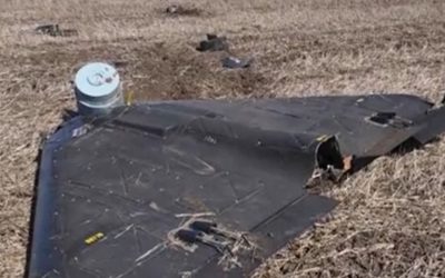 Atac cu drone aproape de graniţa României cu Ucraina Noaptea trecută, zona de nord a judeţului Tulcea a fost scena unui incident tensionat, după ce Rusia a lansat un atac cu drone în apropierea graniţei cu Ucraina