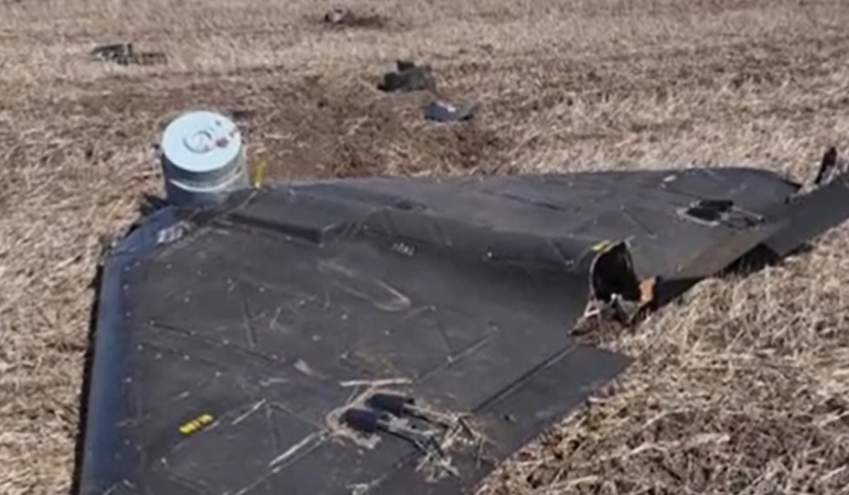 Atac cu drone aproape de graniţa României cu Ucraina Noaptea trecută, zona de nord a judeţului Tulcea a fost scena unui incident tensionat, după ce Rusia a lansat un atac cu drone în apropierea graniţei cu Ucraina