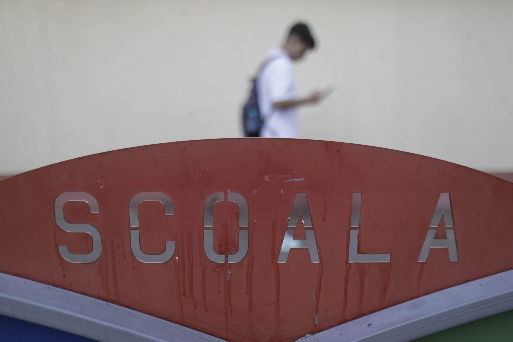 Revin elevii la școală după Paște: Vezi ce program au și când termină cursurile în 2026