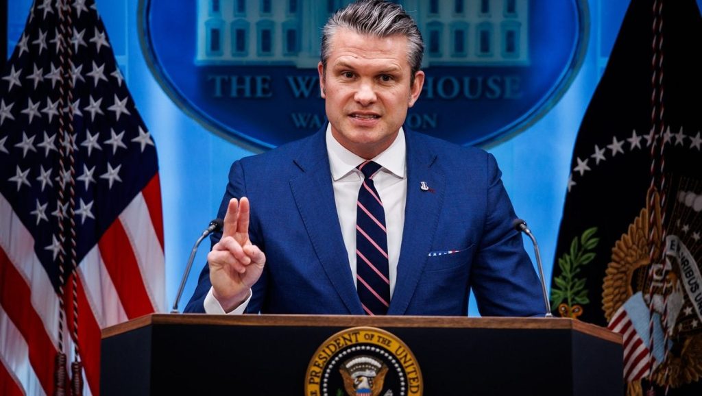 Hegseth, gafele continuă: Vers biblic… extras din „Pulp Fiction”