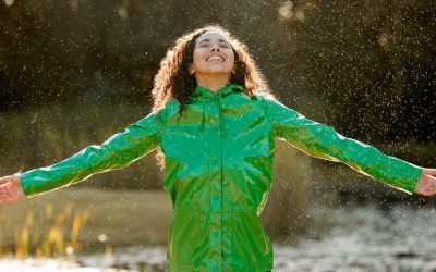 Știința din spatele lacrimilor de bucurie: Cum reacționează creierul uman