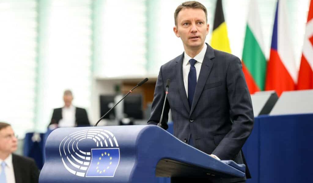 Parlamentul European: Taxă pe giganții tech, pentru bugetul UE și redresare