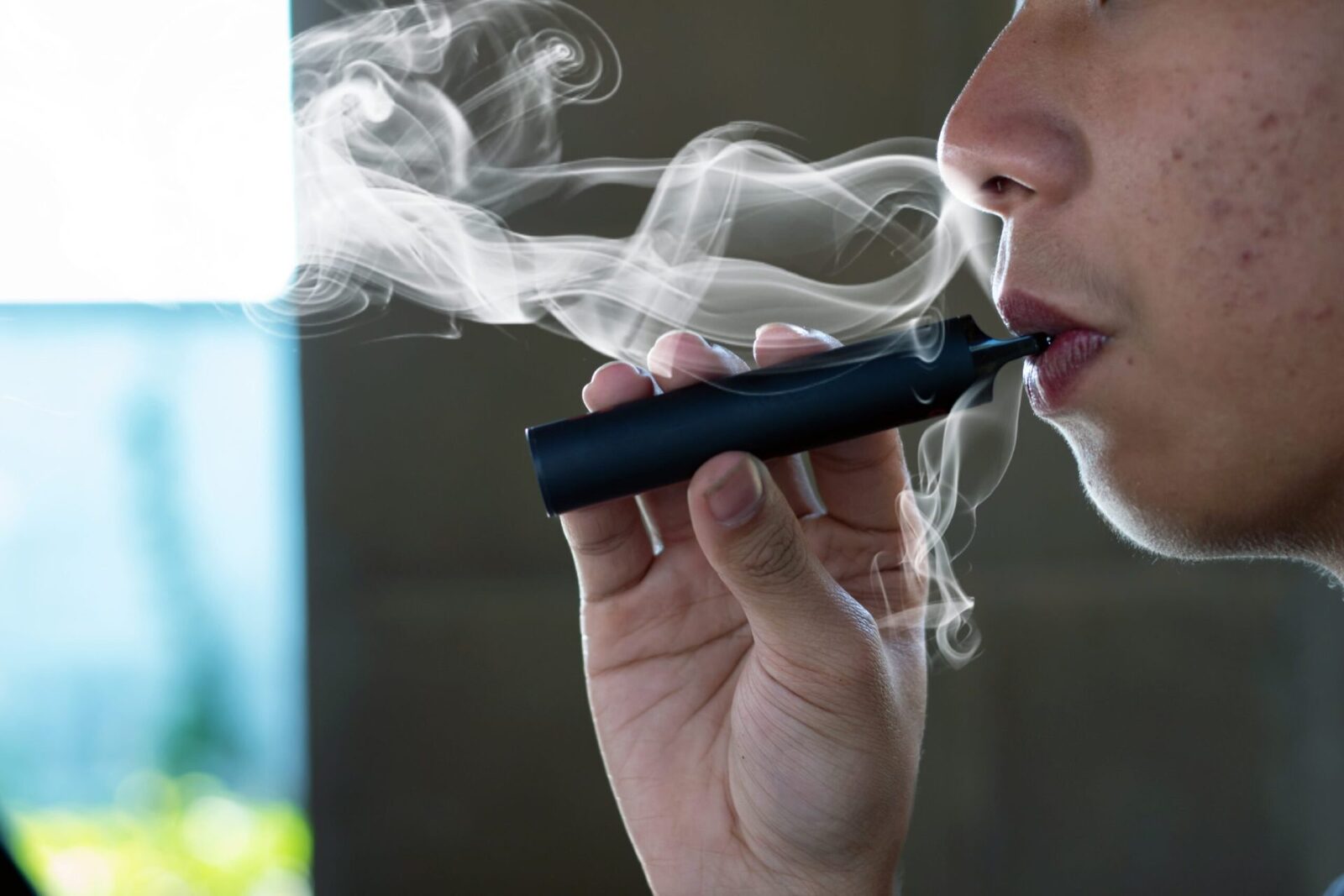 Studiu șocant: țigările electronice pot provoca cancer