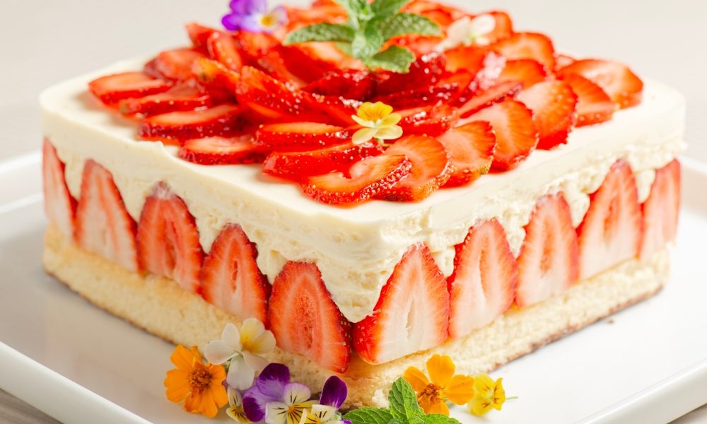 Tort Diplomat de post: rețeta senzațională fără lapte șî ouă!