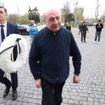 Respect! Băsescu, mesajul-șocant cu un singur cuvânt la catafalcul lui Lucescu