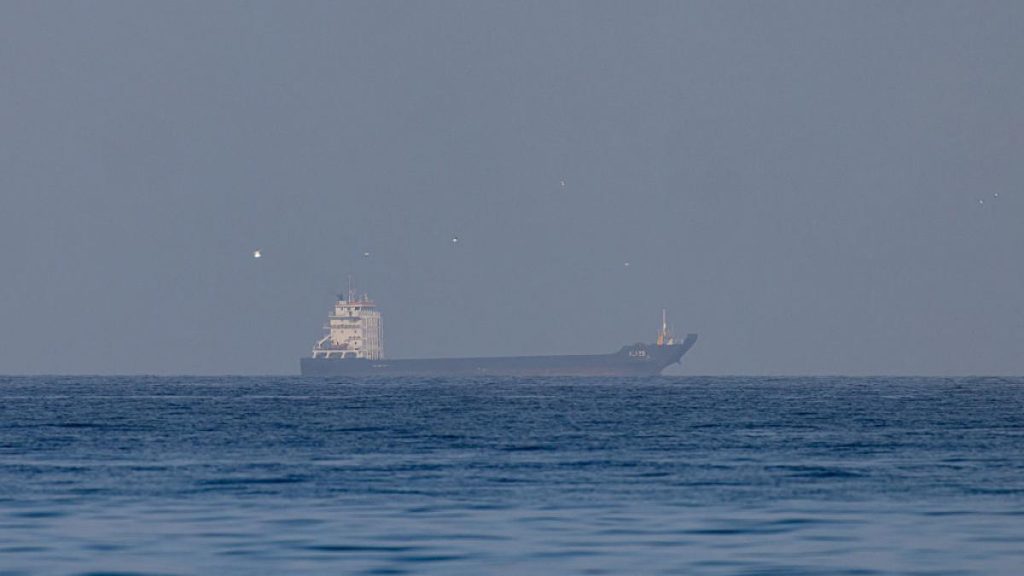 Turcia a reușit să permită trecerea a trei nave petroliere prin Strâmtoarea Hormuz, o rută strategică extrem de disputată, unde, de la izbucnirea războiului împotriva Iranului, sute de nave au fost blocate sau restricționate de către forțele iraniene, în încercarea de a controla traficul de țiței