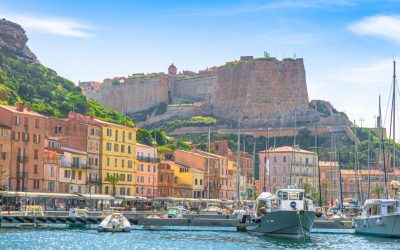 Corsica: Turiștii, BLOCAȚI în porturi! Proteste furibunde pentru prețul motorinei