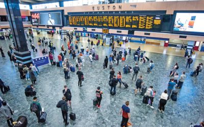 Românii, cu bani mai puțini acasă, au cheltuit 1,3 mld. euro în vacanțe, plus 15%