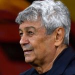 Lucescu, legendarul antrenor, omagiat de FRF: Tricolorul, pe culmile lumii