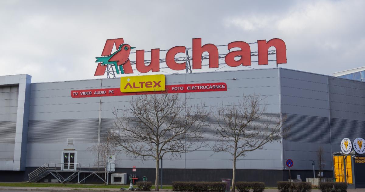 Lanțul de supermarketuri Auchan a publicat programul magazinelor sale pentru perioada sărbătorilor de Paște, oferind informații cruciale pentru clienți