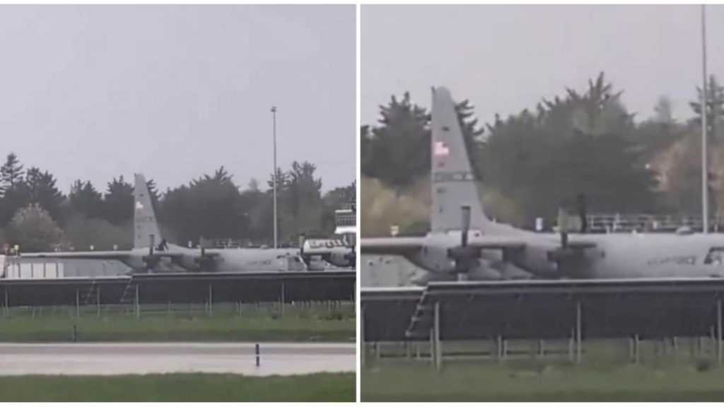 Bărbat arestat după ce a atacat un avion militar american: Scene VIDEO șocante