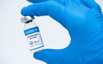 România respinge vaccinurile Pfizer chiar dacă trebuie să le plătească, Rogobete: „sunt doze pentru 10 ani”