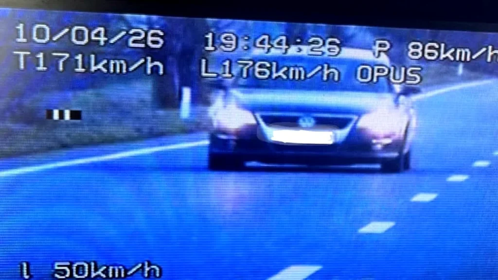 Șoferiță, prinsă cu viteză RECORD la Constanța: Cozonacii, motivul amuzant