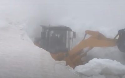 A început deszăpezirea pe Transalpina: Atenție, șoferi!