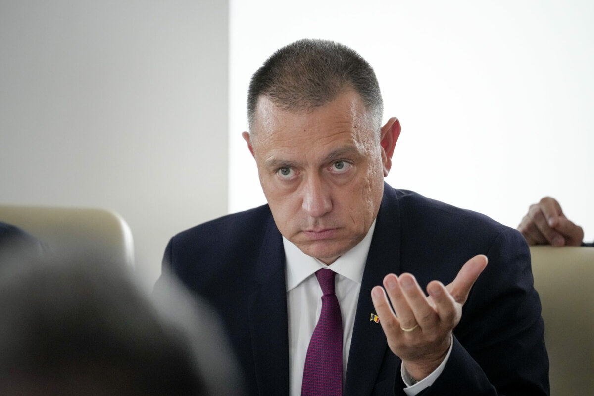 Bolojan, acuzat de „rateu” SAFE: Fifor cere explicații urgente