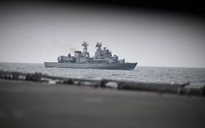 România, mega-achiziții militare: contracte SAFE pentru blindate, corvete și anti-drone