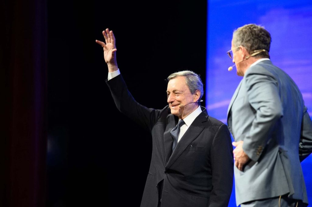 Draghi, la Timișoara: Inteligența Artificială va schimba tot. Europa are nevoie de reforme