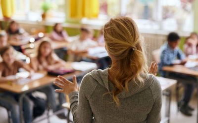 Când au elevii și profesorii următoarea minivacanță. Doar 3 zile de școală