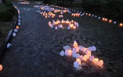 Mii de gulguțe, aprinse de cercetași la Alba Iulia: Festivalul Luminii a luminat cetatea