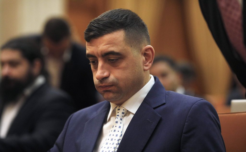 Voiculescu, atac la Simion: AUR a dărâmat guvernul „curățeniei” cu PSD