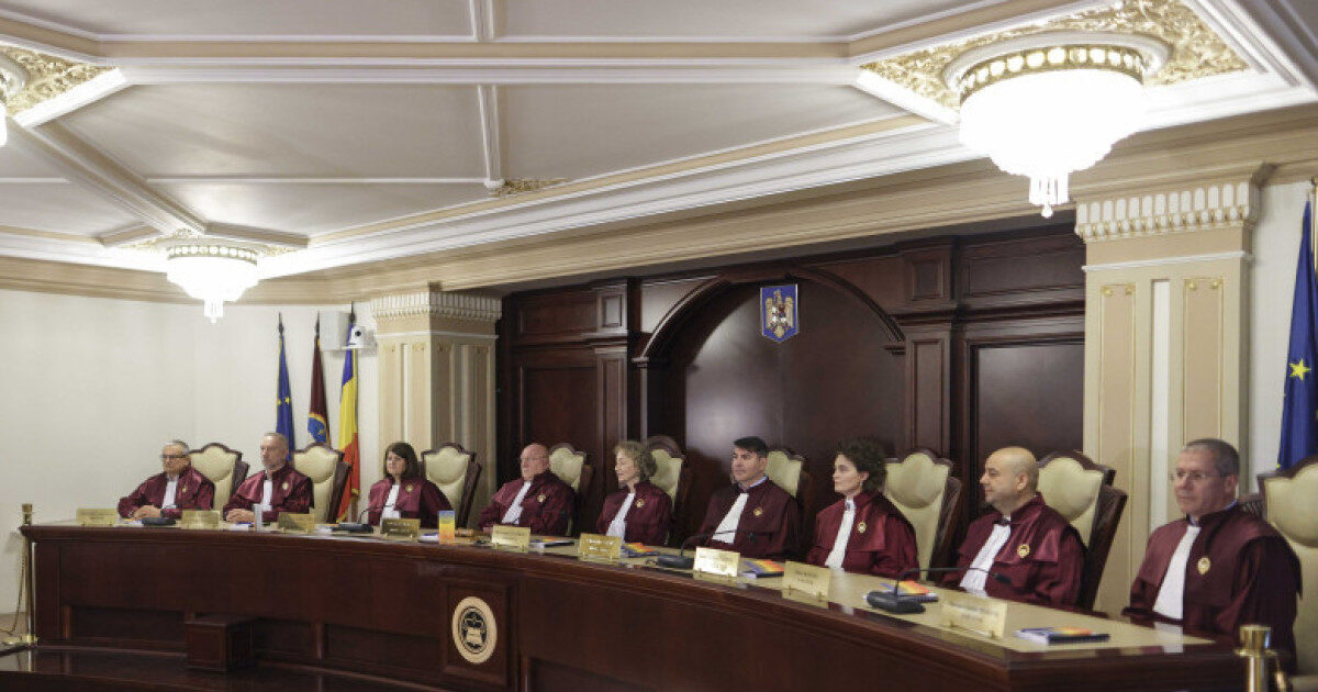 Nicușor Dan, atac la guvernanța companiilor publice: CCR, sesizat pentru cheltuieli nelimitate